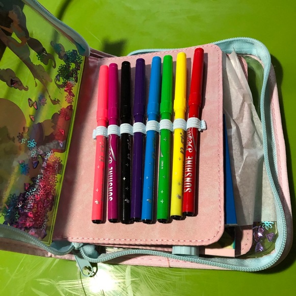 NWT Disney Princess art set - Picture 3 of 9